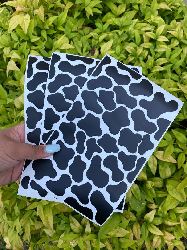 Cow print vinyl sheet for tumblers